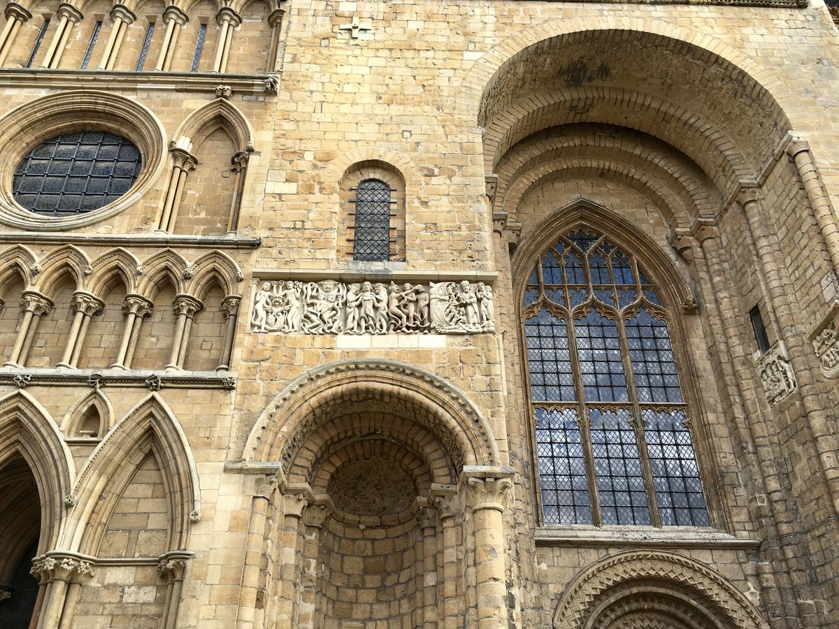 RoyallMargaret's tweet photo. Splendid visit with uni friends to Lincoln yesterday. Visited cathedral, castle, Bailgate and did a โshelfieโ of me with the new Halloween anthology I have a short story & poetry in, #SpookyAmbiguous at #LindumBooks. Details https://t.co/iyT7AYM7V7
@CrumpsBarnBooks @DaphneDenley https://t.co/VoD9twHu41