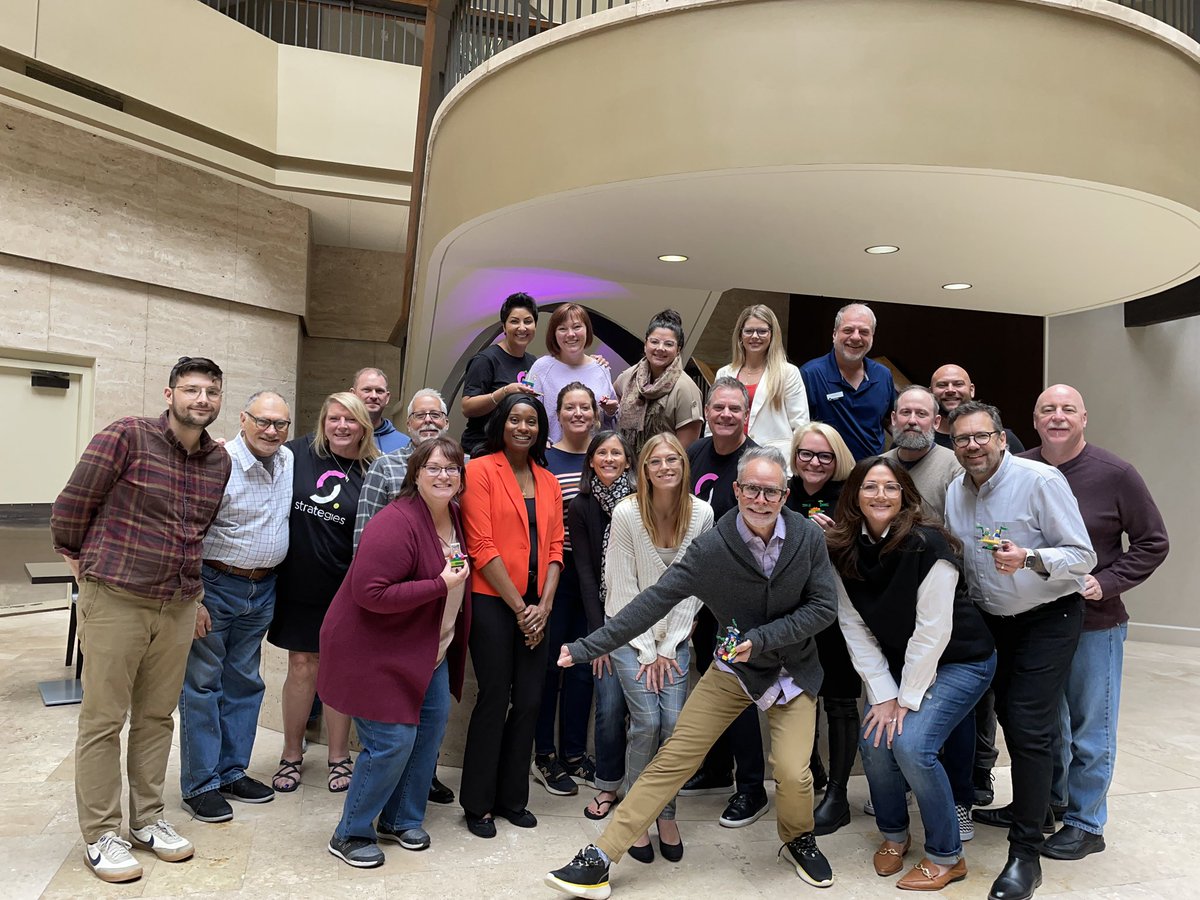 GeneinLetford's tweet image. Thank you to the ‘Team Based Strategies Conference’ team and attendees for bringing #InterculturalCreativity to your event! It was amazing!

Shawn told me to tell you to shine bright, play hard, and think BIG! 

Shine bright! 💎 #tbc22