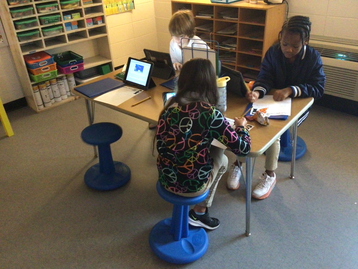 Shawndra Riles tweet media