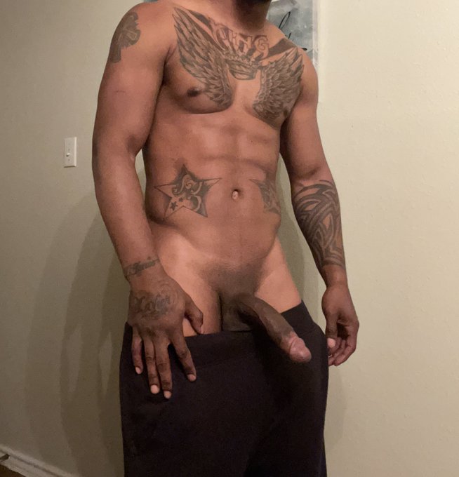 Good morning!! Onlyfans still free! 😎 https://t.co/oquq1cjM7p