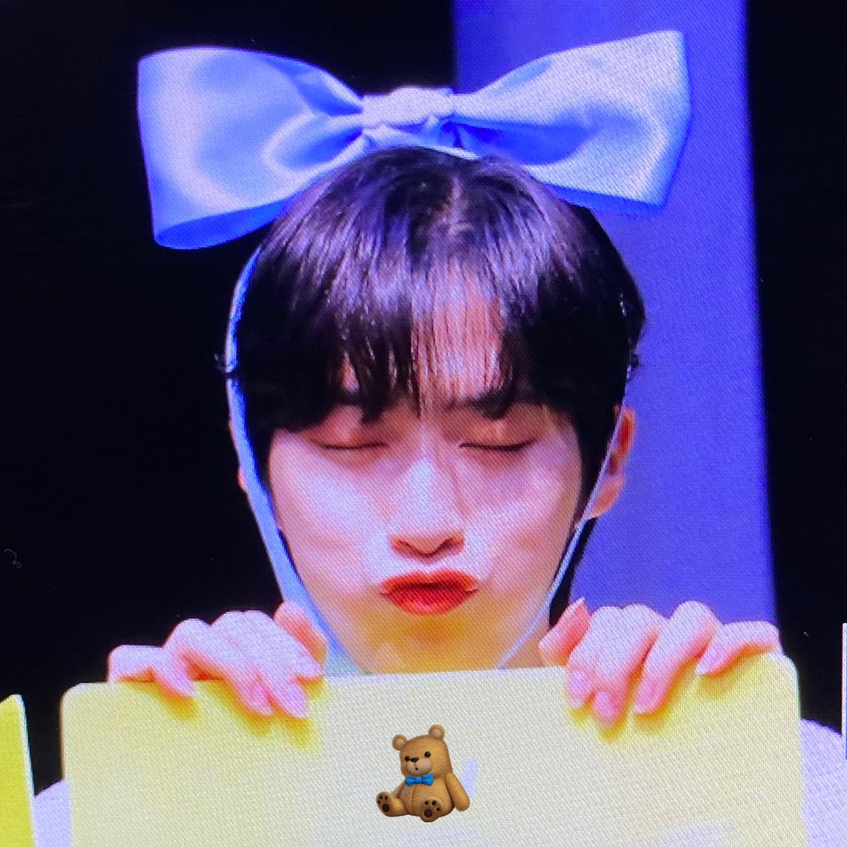 creamypastel110's tweet photo. 221012

선물 잘 받을게요🫶🏻😻

#시온 #손동주 #원어스 #ONEUS #XION https://t.co/Z21U1LAOcB