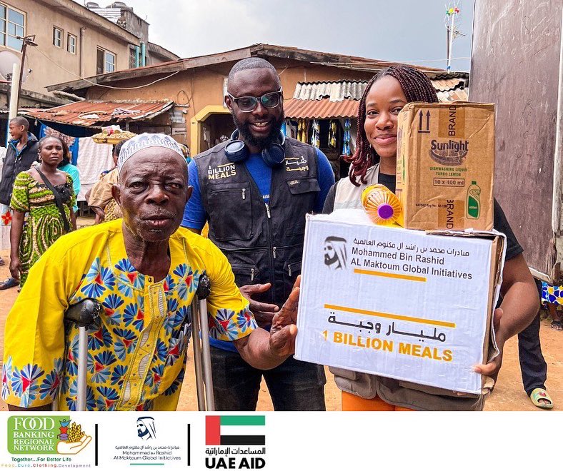Foodbankingrn1's tweet photo. One Billion Meals distributions in Nigeria 🇳🇬 توزيعات حملة المليار وجبة في نيجيريا 🇳🇬 #food #hunger #hungry #feeding #feedinghunger #nigeria #africa #FBRN #طعام #إطعام #الجوع #الفقر #افريقيا #نيجيريا🇳🇬 @lagosfoodbank @MBRInitiatives https://t.co/9uAO5XlPBT