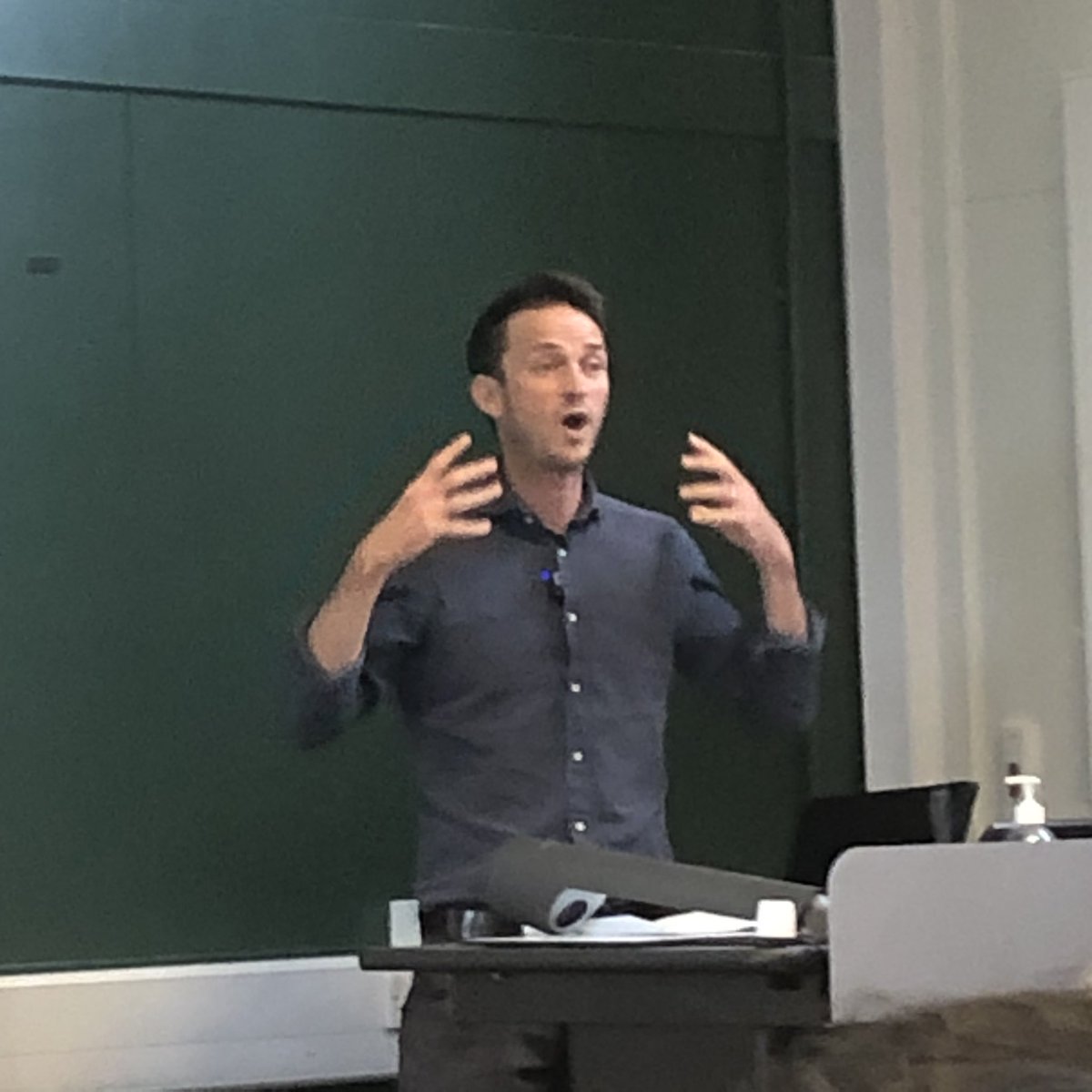 ShivajiShivaLaw's tweet photo. Next we have Simon Jackson of @unibirmingham - who says “hello to the people on Twitter”
#CarCultureToday #HistoricalReflections https://t.co/iYCFhUEoZl