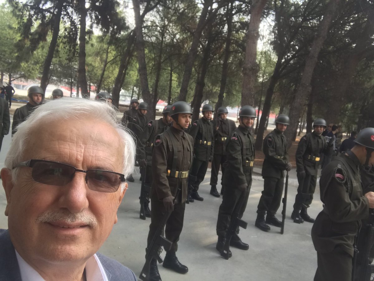 hbasrihatipoglu's tweet photo. Tüm asker evlatlarımızın ailelerine kavuşmalarını Allah’tan temenni eder, Şehitlerimize rahmet diliyorum https://t.co/26XVzQD02H