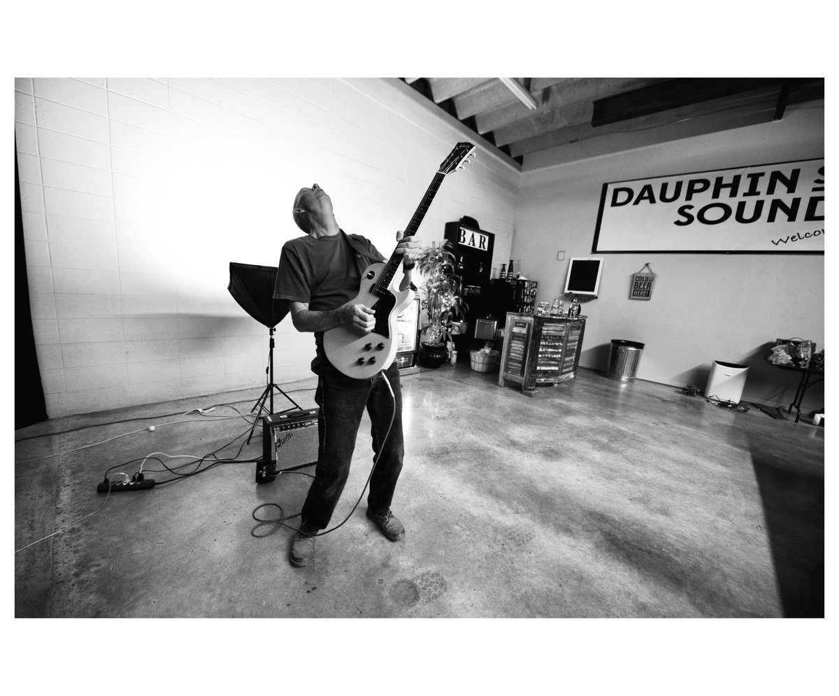 Chad_Edwardz's tweet photo. Six years ago today at the recording of the Scarlett Roses album (day two) with @graysoncapps and the band! 
10.12.16 
@DauphinStSound 
Mobile, AL 
.
.
#nikon #graysoncapps #mobile #Alabama #scarlettroses #dauphinstreetsound https://t.co/Wy5zHHQjma