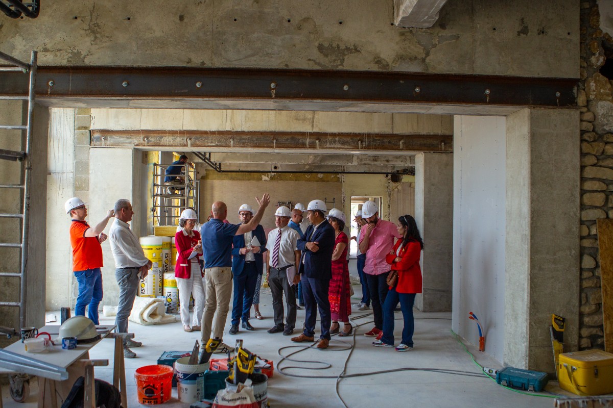 Le site #Cobalt poursuit sa mue avec l’ouverture d’ici la fin de l’année 2022 de l’INKUB Agora Business. 💼
Situé dans le prolongement de l’INKUB, ce nouveau bâtiment en rénovation depuis un an aura 3 fonctions réparties sur les 1 200m² des 3 étages. 
👉 linkub.fr/ouverture-de-l…