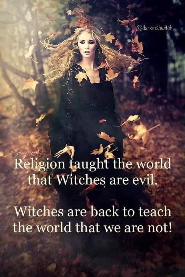 Every season is Witchy Season but I particularly love Fall 🍁🍂🍃