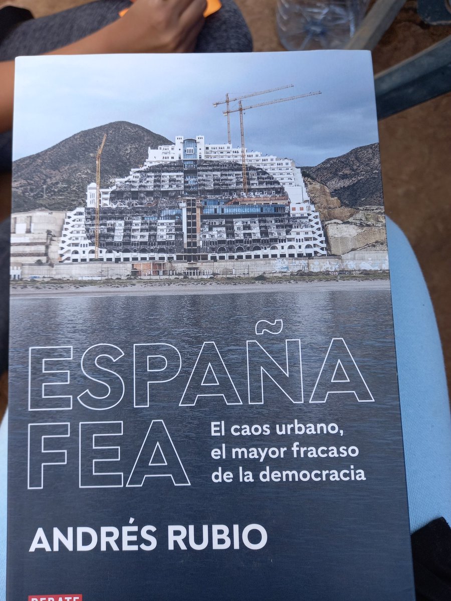 En éste día, Recomiendo esta Lectura #12octubreNadaquecelebrar #22OctubreporCanarias #manifestación22oct #SalvarElPuertito #stopcunadelalma #ElPeorGobiernoDeLaHistoria #NoHayNadaQueCelebrar