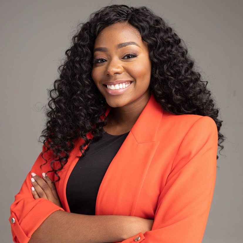 COMatBU's tweet photo. Laney Broussard (COM'24) is a journalism and PR major from Georgia. She's also the VP of Internal Affairs for @BUStudentGov and involved in @butv10. Over the summer, she interned at @OutFrontCNN in NY. Follow her takeover on our Instagram today for StuGov's Mental Health Fair! https://t.co/OnsGyppPPX