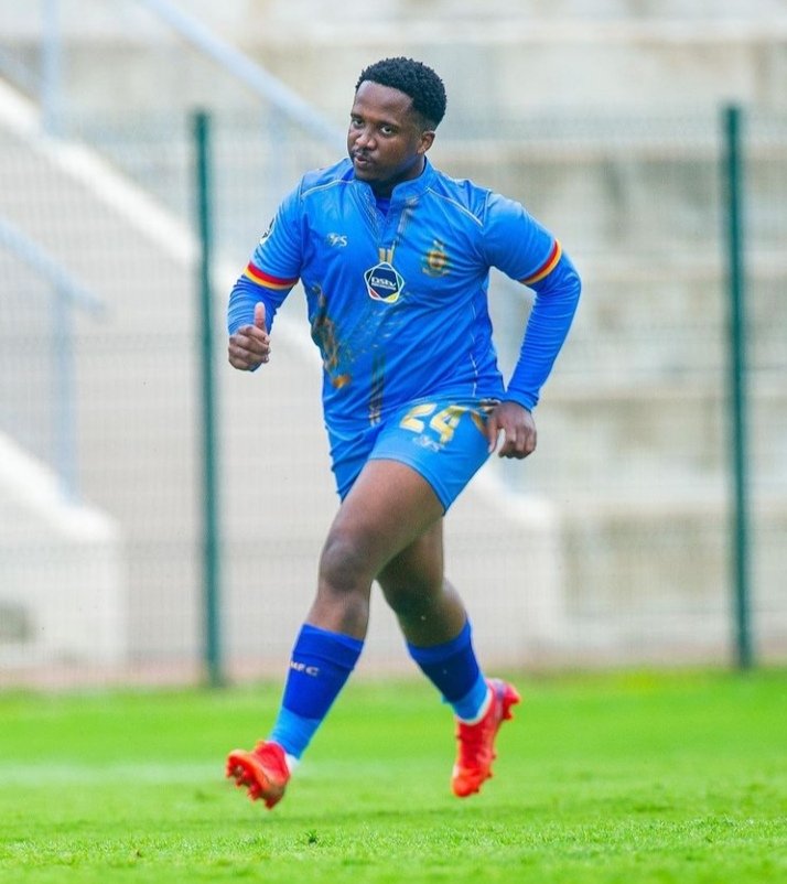 Andilempisane10's tweet photo. Football β½ is a contract sport
#Royal_AM https://t.co/4V34QzJcbo