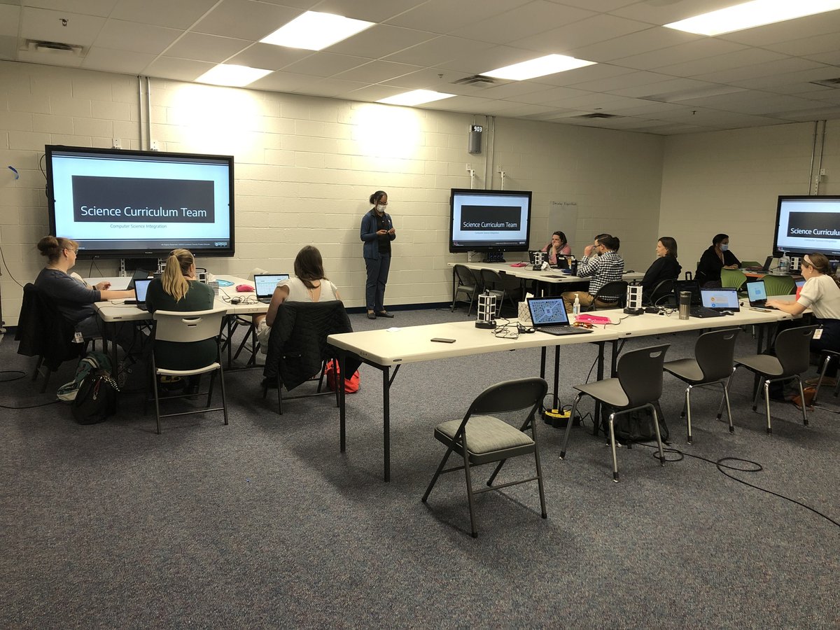 Loudoun County Computer Science Office tweet media