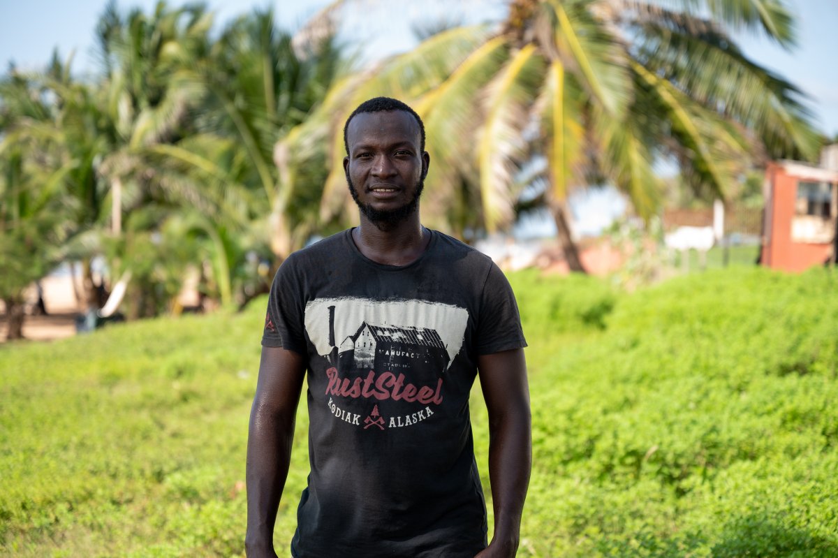 IOMTheGambia's tweet photo. “We know football brings a lot of joy. After the game, we talk about experiences we went through to help each other.” says Mustapha Juwara⚽️

Read how migrant peer support groups harness the power of sports to heal emotional traumas.

#AfricaTrustFund | 🔗https://t.co/4yq7QbpQCz https://t.co/55lkkFaj1h
