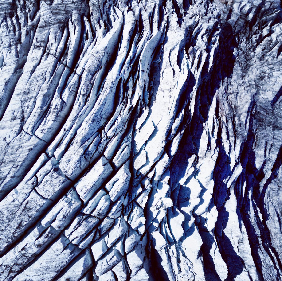 WWenban's tweet photo. @BSG_Geomorph @BSG_Postgrads #BSGPC22 @BSG_Geomorph @BSG_Postgrads Entry2: Triftgletscher Icefall, Switzerland. https://t.co/DB0sMnYi5e