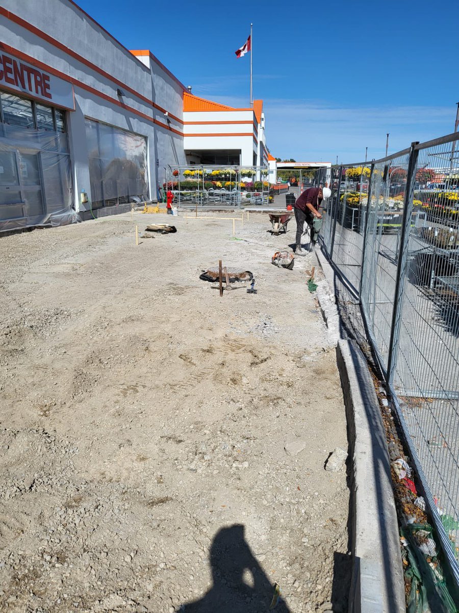 TCFloorsTO's tweet photo. Toronto Concrete Floors at work - Home Depot in Scarborough- Concrete Slab https://t.co/ap2qFas2tl