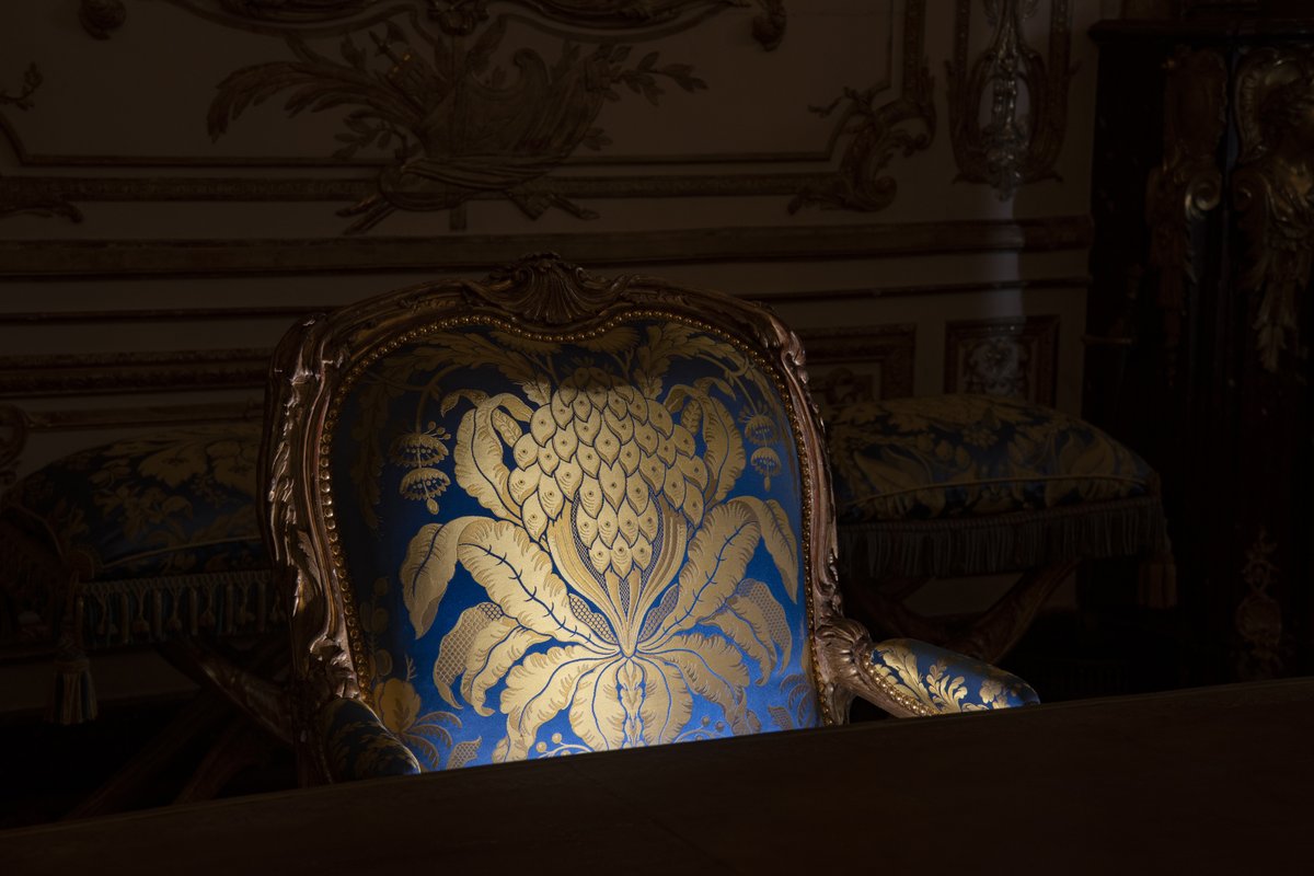 ☕️ Comment le thé, le café et le chocolat sont-ils devenus indispensables à notre quotidien ? La visite guidée “Saveurs exotiques à la cour des rois” vous fait découvrir ces mets rares qui enchantèrent les souverains de Versailles. 👉🏻 Plus d’informations : urlz.fr/jsNb