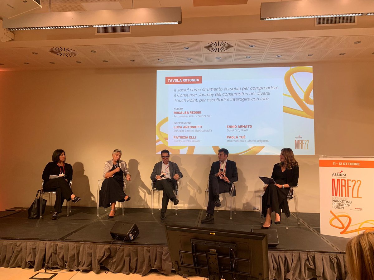 #MRF22
È molto importante intervistare le persone nel momento in cui stanno facendo l'esperienza per completare la ricerca di base.
📣 <a href="/poldomella/">Patrizia Elli</a> <a href="/bilenditech/">Bilendi Technology</a>