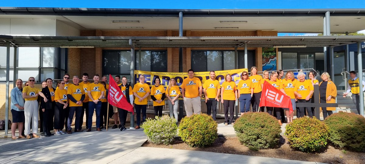 bes123's tweet photo. St Joseph’s Albion park walking side by side our fed teachers today. Our voices need to be heard and we deserve more than just thanks for the work we do. 
#morethanthanks #hearourvoice https://t.co/1sAem2pZfa