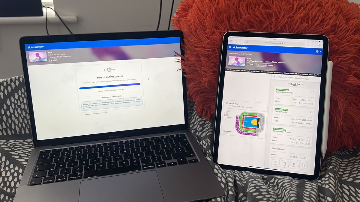 TomWatts0909's tweet photo. Ticketmaster < anything else 🥴
#pinktickets #ticketmastercrash #pink2023 #ticketmaster https://t.co/XwTXXLYRA2