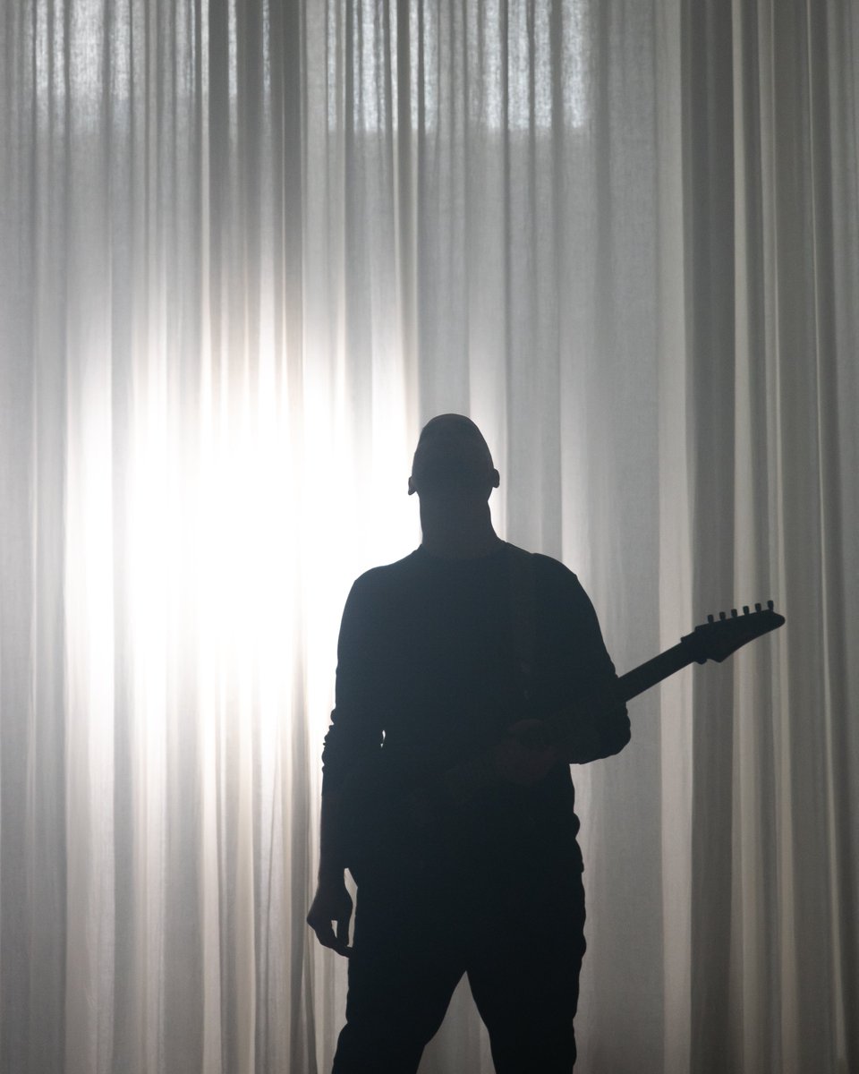 2 Days until WHITE PALACE.
Pre-save link in bio. Out October 14th.
#voiceamongthemany #whitepalace #debutalbum #newalbum #album #melbourne #australia #progrock #progmetal #progarchives #prog #alternative #alternativerock #emotive #independant #newrelease #gyrostream #emptyrec