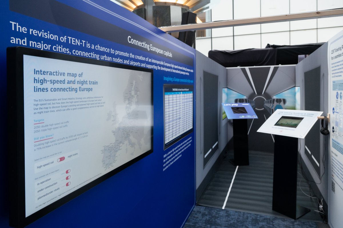 CER_railways's tweet photo. In the passenger section of our #TEN_T4Rail exhibition you can find a reconstructed carriage from the #EUYearofRail initiative: the #ConnectingEurope Express, an interactive map of high-speed and night train connections & more!
Check it out: 3rd floor @Europarl_EN through 13/10. https://t.co/hQvRD02cET