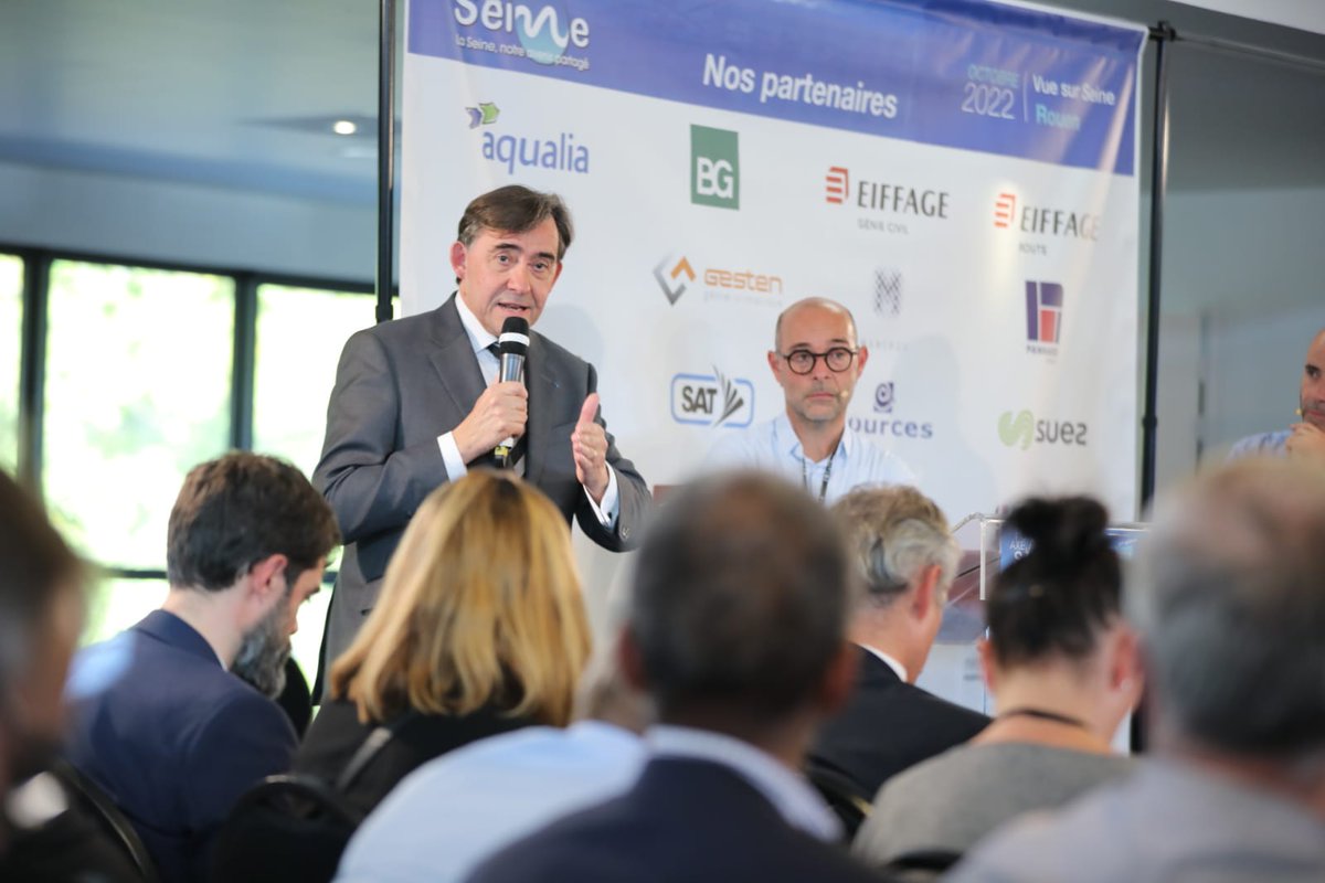 🌊 Présent hier au Forum #AxeSeine pour rappeler que notre Département <a href="/seinemaritime/">Seine-Maritime</a> s’engage en faveur du transport durable via ce fleuve. Par ex, nous expérimenterons fin 2024 un bac fonctionnant au biométhane (avec <a href="/GRDF/">GRDF</a>). Pour un service fiable, gratuit et décarboné.