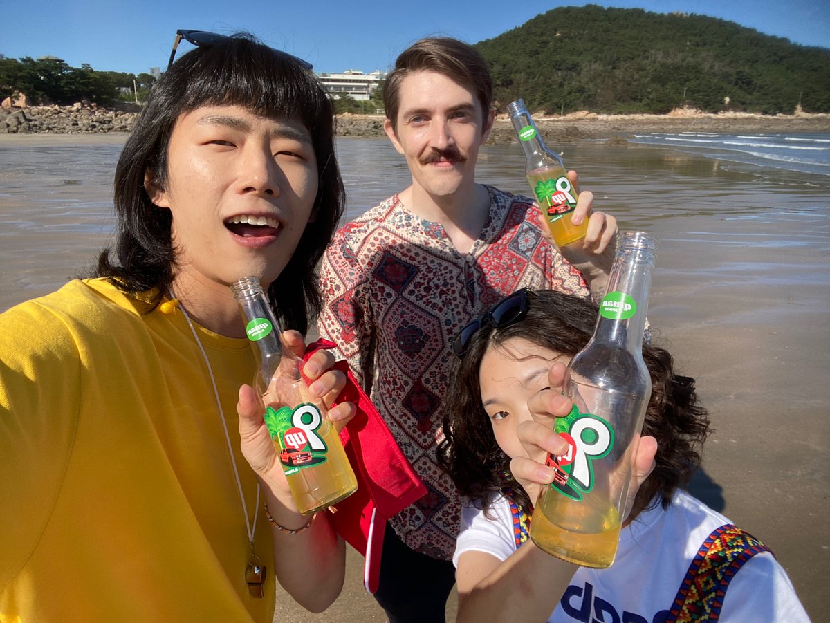 qman_official's tweet photo. qman(9.10000)の2nd EP 『Analo9ue』
2022年10月16日より配信開始！

qman(9.10000) 2nd EP [Analo9ue]
Out on OCT 16 12PM (KST)

#레트로싱어송라이터
#구만 #910000 #qman
#Analo9ue #아날로구 #🎞
#Supercar #Sweetheart
#반대로 #MurphyandSally
#충동 #Impulse #파란만장 #WWAVE https://t.co/urhDNDnNff
