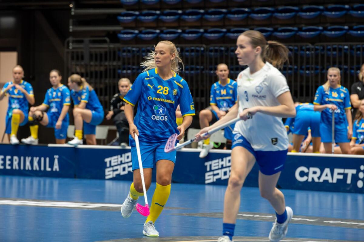 VFSPORTEN's tweet photo. Karlstad IBF:s nyckelspelare närmar sig en VM-plats - uttagen till Euro Floorball Tour:

"VM är det stora målet och EFT är en hållplats på vägen"

https://t.co/kPjuAyDY2M https://t.co/GbXxWmGVaS