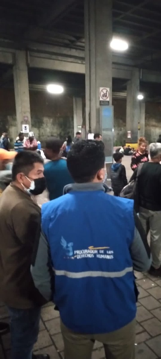 PDHgt's tweet photo. Personal de turno de #PDHgt verifica el respeto de los #DDHH de personas migrantes que se encuentran en #CentraSur https://t.co/ynzJiwHA4I