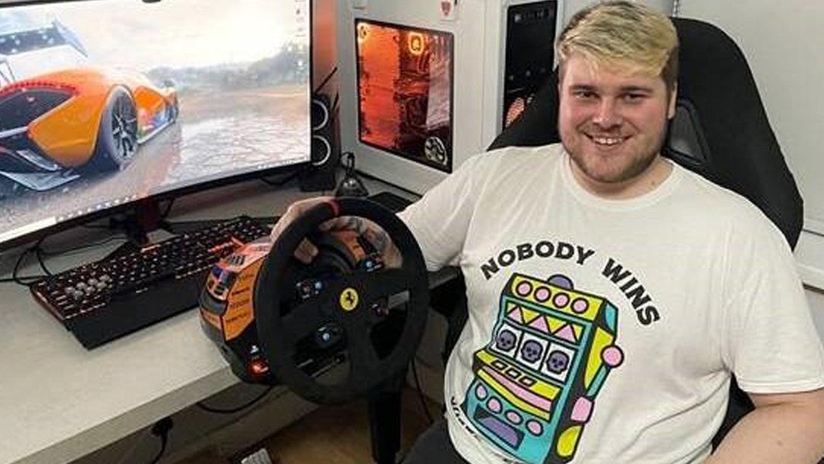 mssocietyuk's tweet photo. "Simulation racing games with a wheel and pedals really gave me something close enough to what I loved."
Zach’s love for gaming helped him cope with his MS diagnosis. Here he shares his tips for people taking part in #GameOverForMS: https://t.co/rV3N47ZSpa https://t.co/OfQQkNUimi