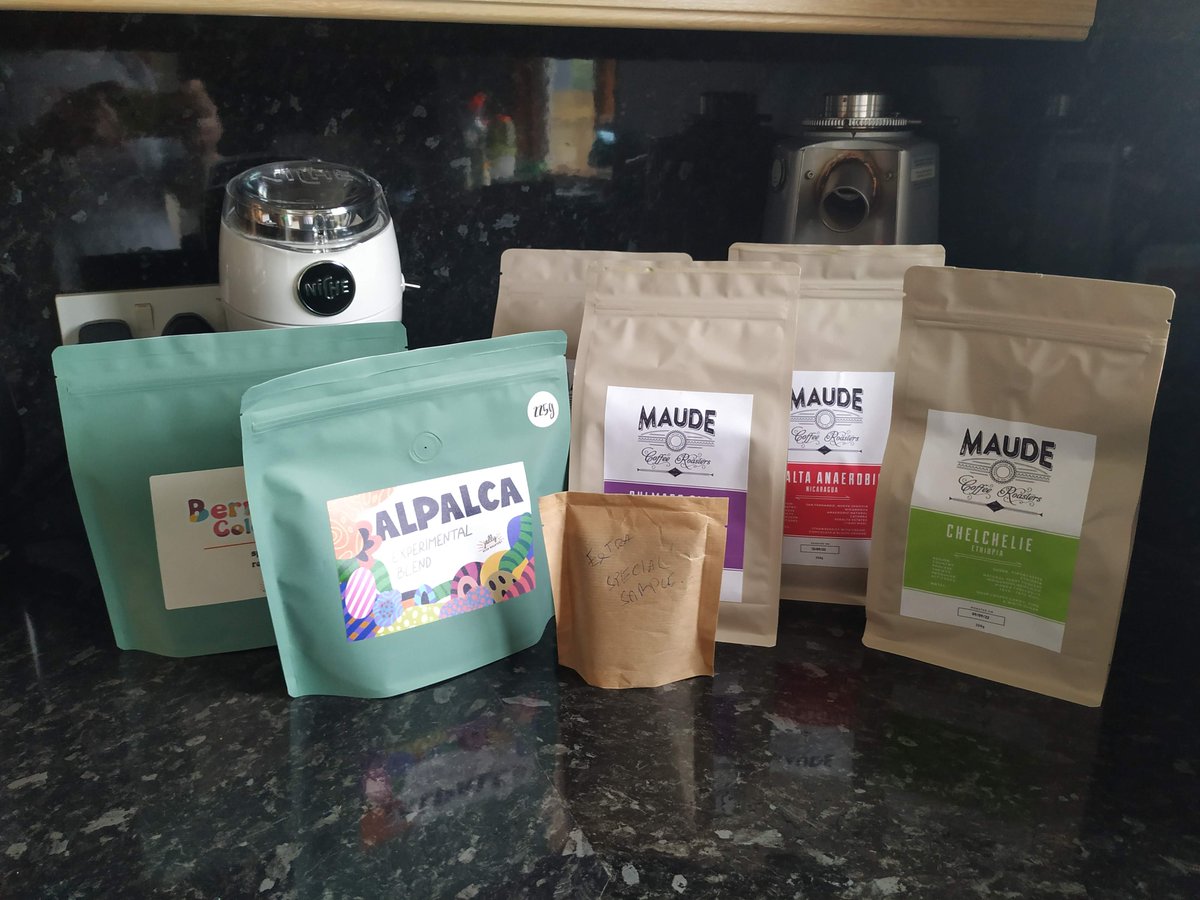 ππ΅πΏπΆπ (@biorisk_chris) on Twitter photo Arrival day! The smell is fantastic. Coffee this time from <a href="/maudecoffee/">Maude Coffee</a> and <a href="/jbroastery/">Jolly Bean Roastery</a>. I'm particulary interested in the *EXTRA SPECIAL SAMPLE*...
#Coffee #specialitycoffee Arrival day! The smell is fantastic. Coffee this time from <a href="/maudecoffee/">Maude Coffee</a> and <a href="/jbroastery/">Jolly Bean Roastery</a>. I'm particulary interested in the *EXTRA SPECIAL SAMPLE*...
#Coffee #specialitycoffee