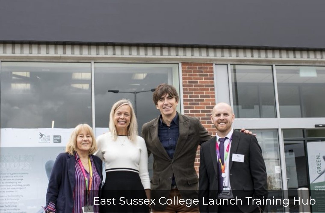 Bournefreemag tweet media