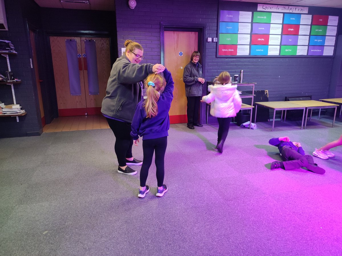 QEHS Drama and Performing Arts tweet media