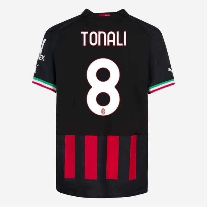 DiavoloFR's tweet photo. ❤️🖤 NOUVEAU CONCOURS ❤️🖤

Tentez de gagner une réplique du nouveau maillot domicile 2022/2023 de l’AC Milan ! 

- Flocage au choix
- Taille au choix

Pour participer :

- RT ce tweet
- Follow @DiavoloFR 

Le TAS aura lieu le 06/11 !🍀 https://t.co/WoHrJadeKm