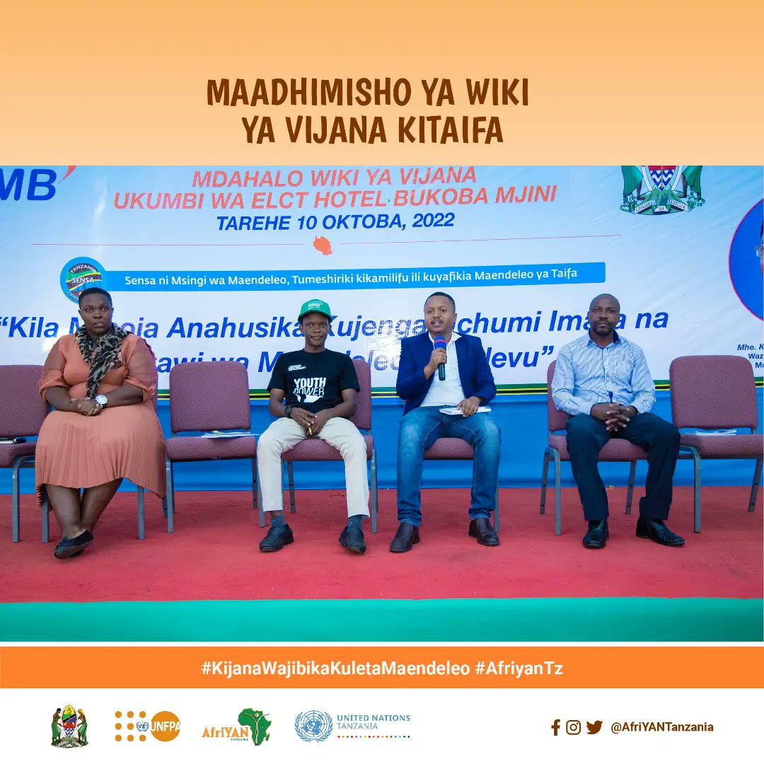 AfriYANTanzania's tweet photo. Katibu wa Afriyan Tanzania @SeifGoga alipata wasaa wa kujadili ipi hasa nafasi ya #Vijana katika #Uongozi kwenye ngazi mbalimbali za #Maamuzi kutoka sehemu wanazotaka mfano shuleni , kwenye jamii nk https://t.co/yzQCP0ayzK