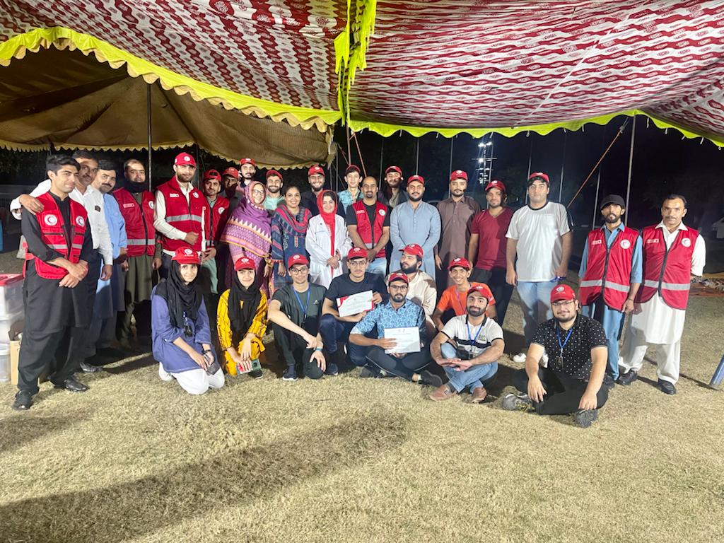 PRC_official's tweet photo. A recorded collection of 360 units was made by enthusiastic and motivated students of GHULAM ISHAQ KHAN University, Swabi. 

@PRC_official Blood Donation Camp held at Swabi university made a record by collecting such a large number of units in one day.

#DonateDropsOfLife https://t.co/arm355QefV