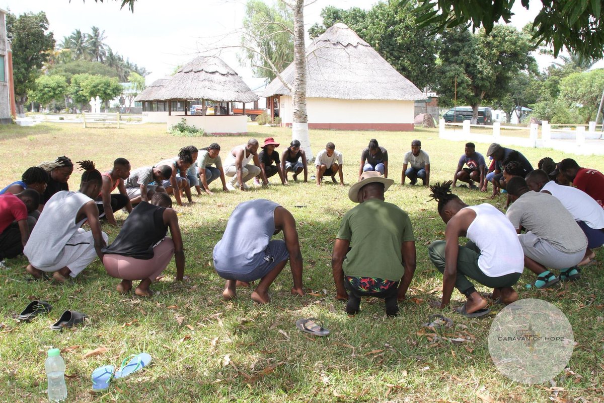 #HEALTHEEARTH #CARAVANOFHOPE in #Beira #Mozambique. Listening Session &amp; Sharing on #CycloneEdai Experiences. 
Had Conversations on #ClimateJustice Action followed by Recollection Exercise &amp; connecting to #MotherEarth.
#AfricaByWe
#youth4climatejustice <a href="/JENA_Africa/">Jesuit Justice & Ecology Network Africa (JENA)</a> <a href="/JesuitsAfrica/">Society of Jesus in Africa</a>