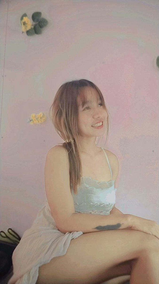 YoonMya28807828's tweet photo. I m ladyboy https://t.co/9r6fFdgO4y