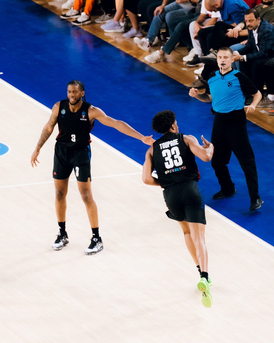 Paris Basketball tweet media