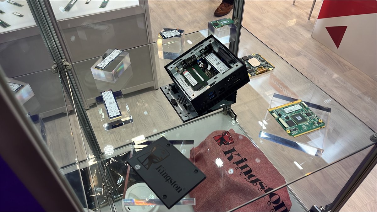 KingstonTechBiz's tweet photo. We are here at the @EngDesignShow with @Simms_Int 🙌 Make sure to come and visit our Kingston Experts and see more of our In-Design SSD range at Stand F9 today! ✅ #KingstonIsWithYou https://t.co/4lowZCij3c