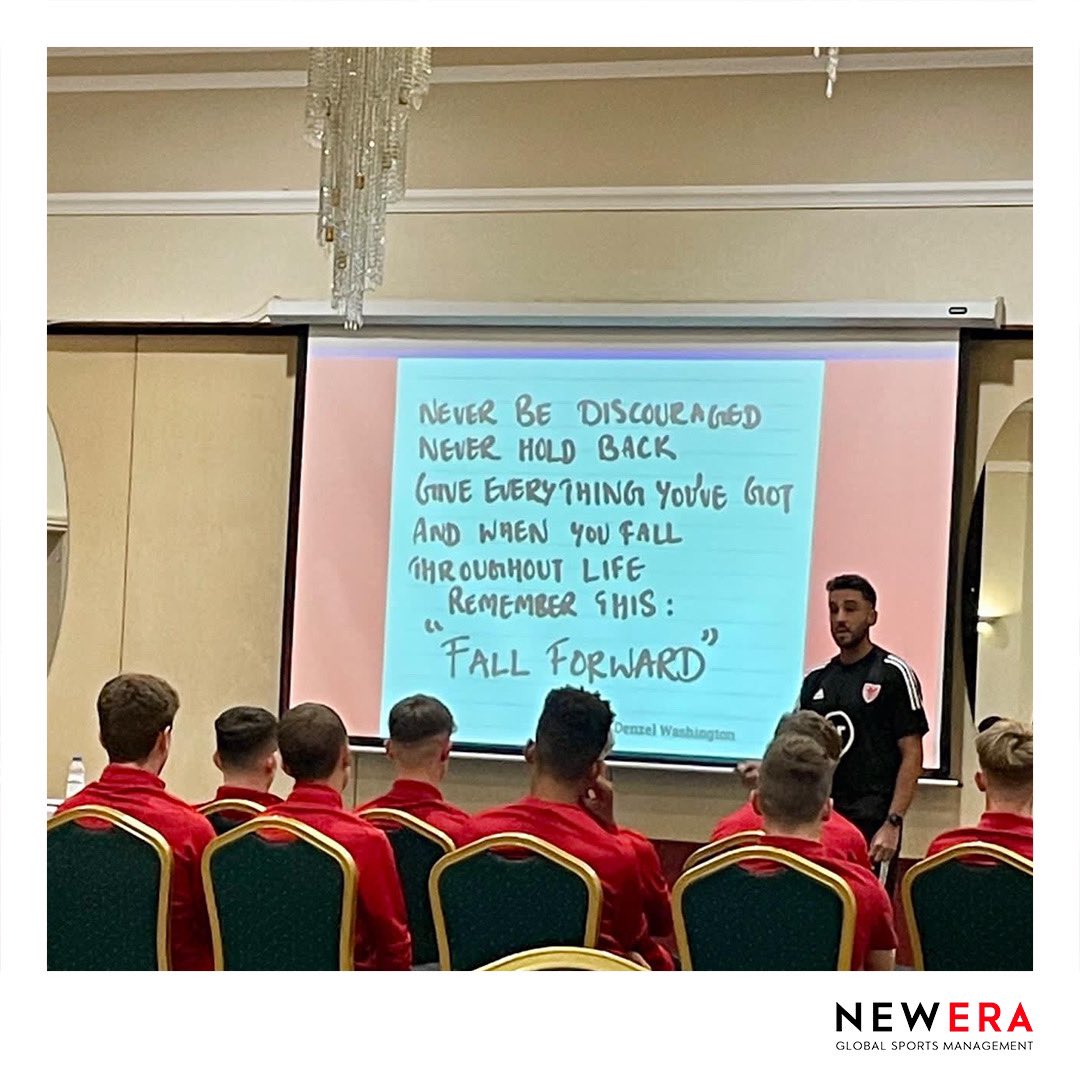 NewEra_GS's tweet photo. Neil Taylor spent a week with @FAWales U16s, passing on his knowledge & experiences to the young players!👏
#NeilTaylor | #WalesFootball |#NewEraGlobalSports https://t.co/vutKJwwnUR