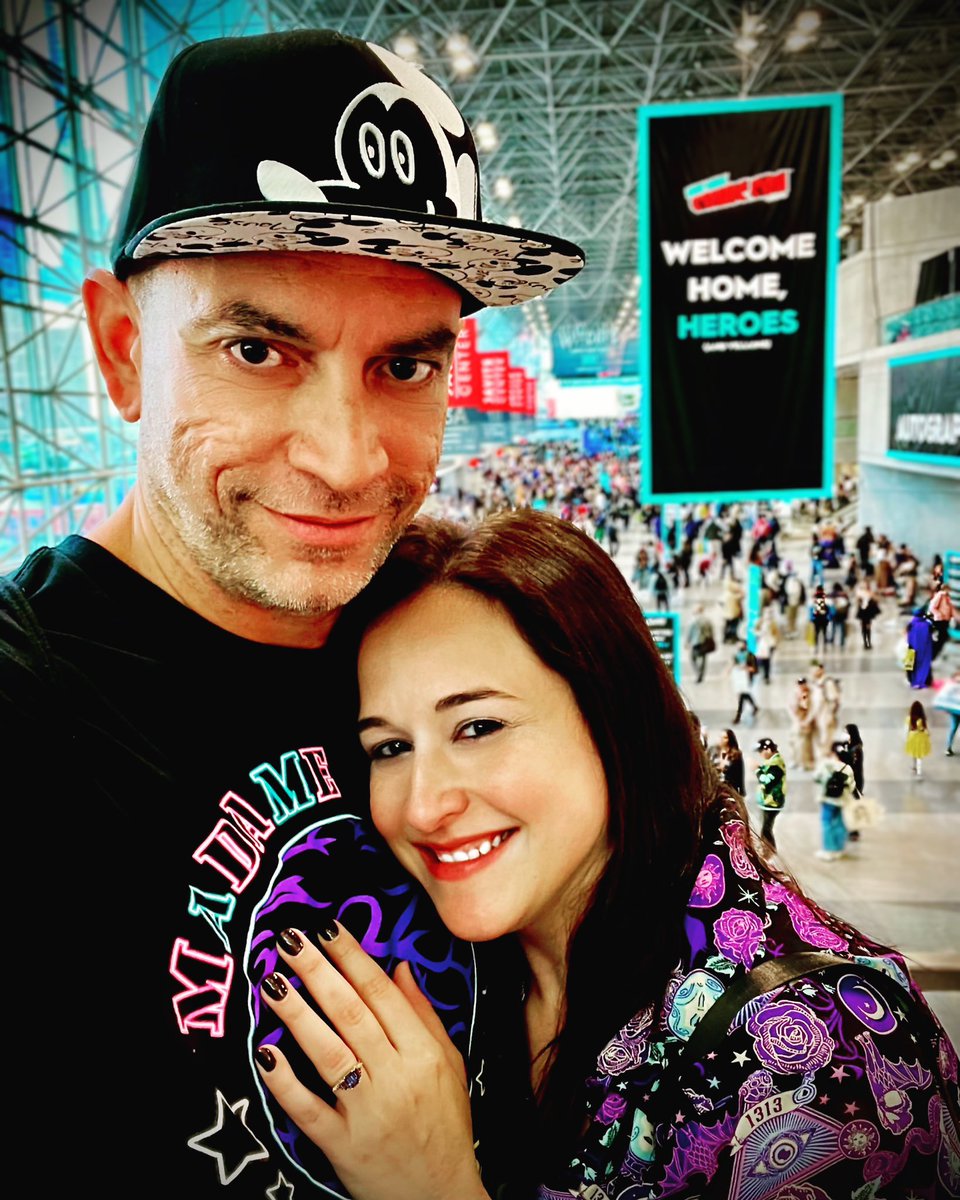 ShazzerVs's tweet photo. Dreams came true at @NY_Comic_Con! I got to meet the one and only @RachaelLCook in my Josie McCoy cosplay. It was such an honor to meet one of my all-time idols. Rachael’s a rock star! 

And to top it all off, the next evening… my guy proposed! 😆 @Fangs_Southside #isaidyes https://t.co/DYUc1f84kl