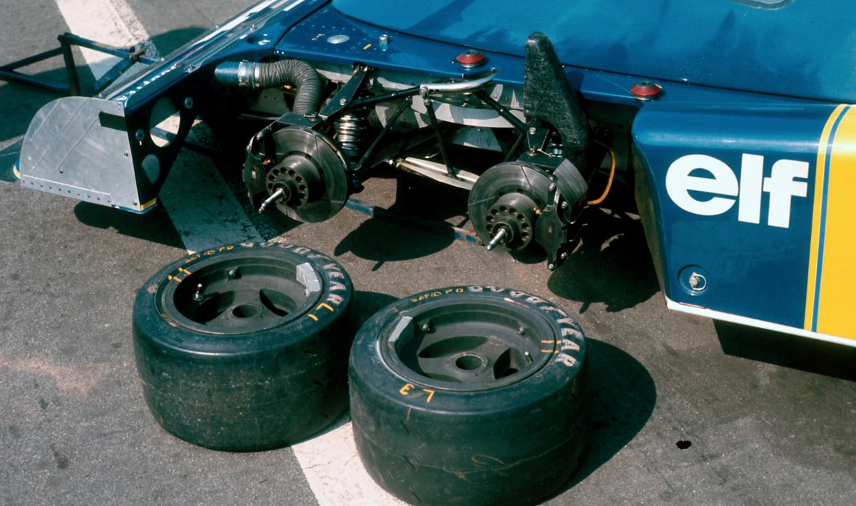 aut0mob's tweet photo. @gmracingblue Grant 🙋‍♂️ have a gOOden 👍 #WheelsWednesday 🏁 https://t.co/XhNzH6gxzE