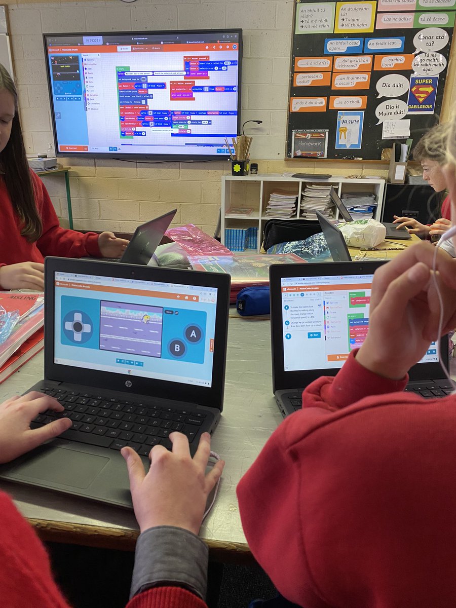 TalbotSenior's tweet image. Coding and creating arcade games using @MSMakeCode @MS_eduIRL in Mr Moore’s 5th Class @PDST_TechinEd @PDSTcs @CodeWeekEU @CodeWeekIRL #welovecode