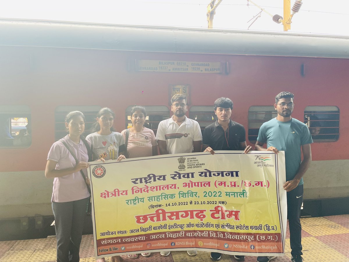 007Aryandubey's tweet photo. The team of Regional Directorate Bhopal left for @NssChhattisgarh for  National Adventure Camp,(HP.) Manali under the Ministry of Youth Affairs and Sports, Government of India, New Delhi. @NSSRDBhopal @YASMinistry @askabir_ @nssabvuCG @SamarendraS21 @manojsinha812 @_NSSIndia https://t.co/XBjs2zquH0