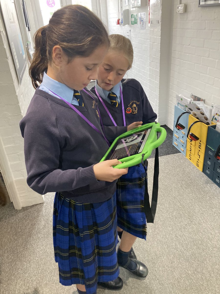 Ada Lovelace Day - now turning our hand to some problem solving around the museum. <a href="/tnmoc/">TNMOC</a> #AdaLovelaceDay22 #WomenInSTEM