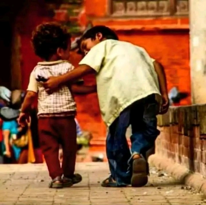 DYermule's tweet photo. चुकल्यावरती #समजून घेवून,#समजावून सांग��ार कोणी भेटल,
की बरेचं विषय #सोप्पे होतात.
#MotivationalThought
@ShwetaBarkade @MarathiPrachi @suryareplies @FriendlyPhysio @Marathi_vichar9 https://t.co/WvU5f7yDD6