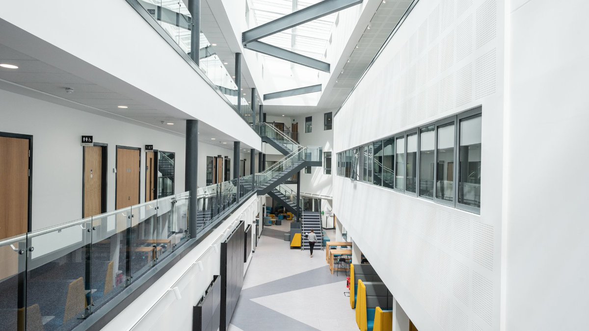 ExeterCollege's tweet photo. We have an exciting opportunity to join Exeter College as our Executive Director of Finance.

Find out more about the role and working at the College via our website.

https://t.co/eq7vRoNxtS 

#ExeCollProud | #Leadership | #Director | #FinanceVacancy https://t.co/qOPGlLWbXF