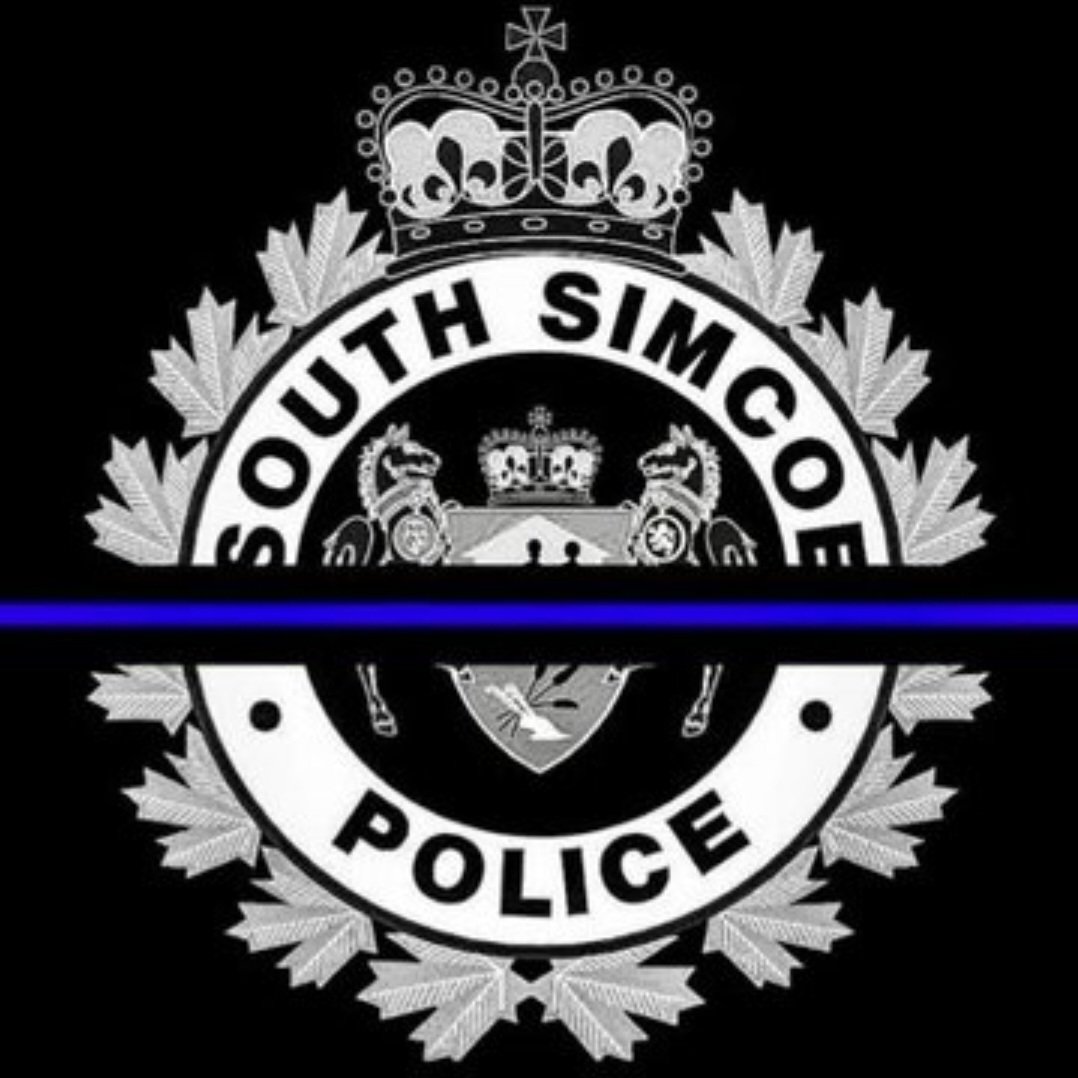 JimSMYTH48's tweet photo. Another tragic and senseless loss. My condolences to #southsimcoeps and the officer's family. #heroesinlife https://t.co/6tleux0M2g