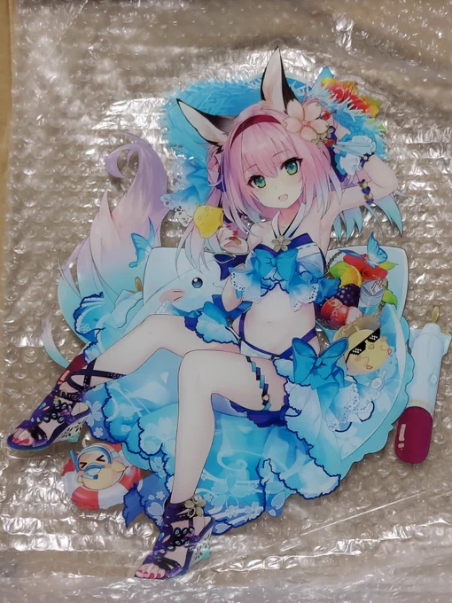 アニメイトとアズレンのコラボ?のやつ届いた～アクリルスタンドがでけーw 