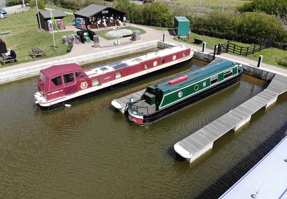 marina_white's tweet photo. With the colder months setting in, have you thought about your winter mooring? We have flexible mooring options and fabulous  facilities to suit your needs⭐️

Contact us today to arrange a tour of our award winning marina 🏆 https://t.co/U6Cklx226D